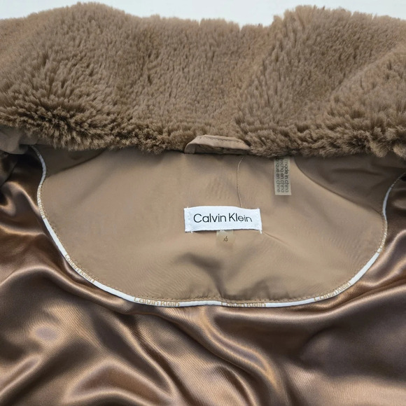 Brown Calvin Klein Faux fur puffed vest Size LARGE - Picture 8 of 12
